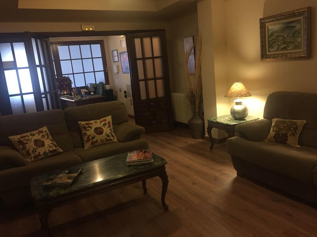 Hostal Argentino Béjar Екстериор снимка