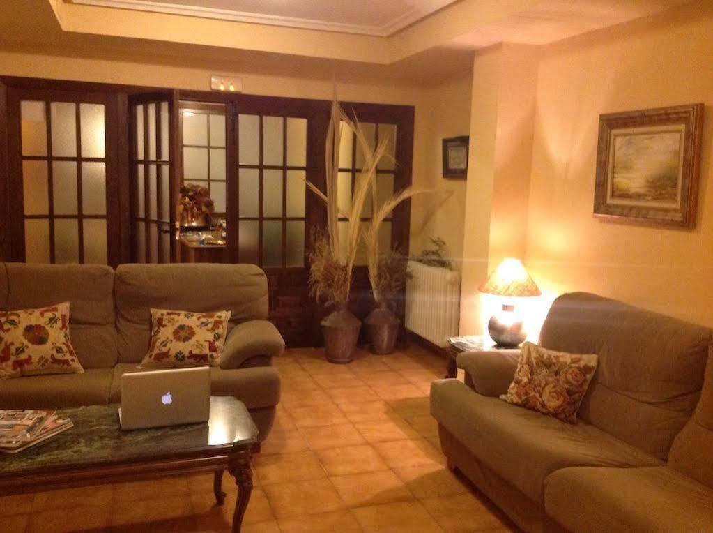 Hostal Argentino Béjar Екстериор снимка