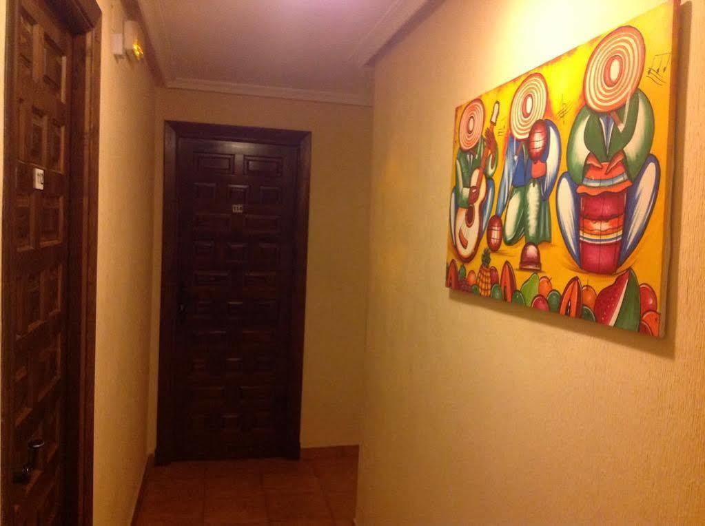 Hostal Argentino Béjar Екстериор снимка